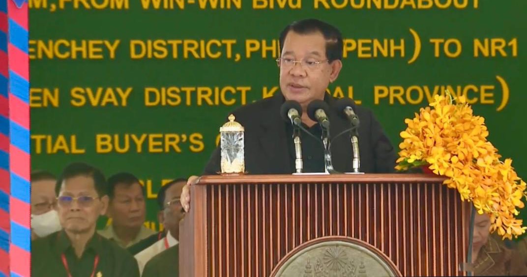 this-is-the-right-time-to-step-down-says-outgoing-pm