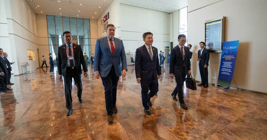 Arrivée du président de la Chambre des représentants d'Australie