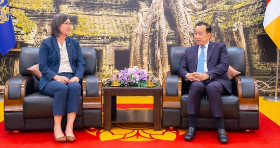 ក្រសួងទេសចរណ៍ និង WWF ចាប់ដៃគូពង្រឹងការអភិវឌ្ឍអេកូទេសចរណ៍ និងទេសចរណ៍សហគមន៍ប្រកបដោយចីរភាព
